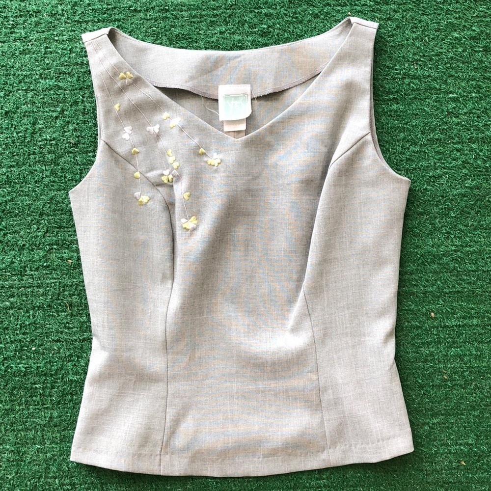 Yes Fashion Top - Picture 2 of 6